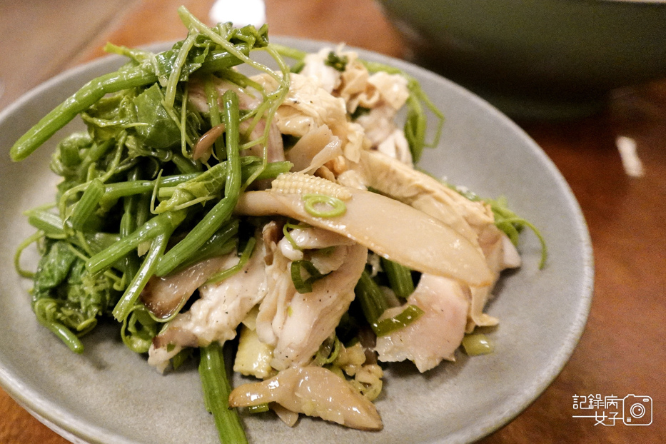 14台北善導寺金晶雞GINGIN CHICKEN鹹水雞龍鬚菜沙拉.jpg