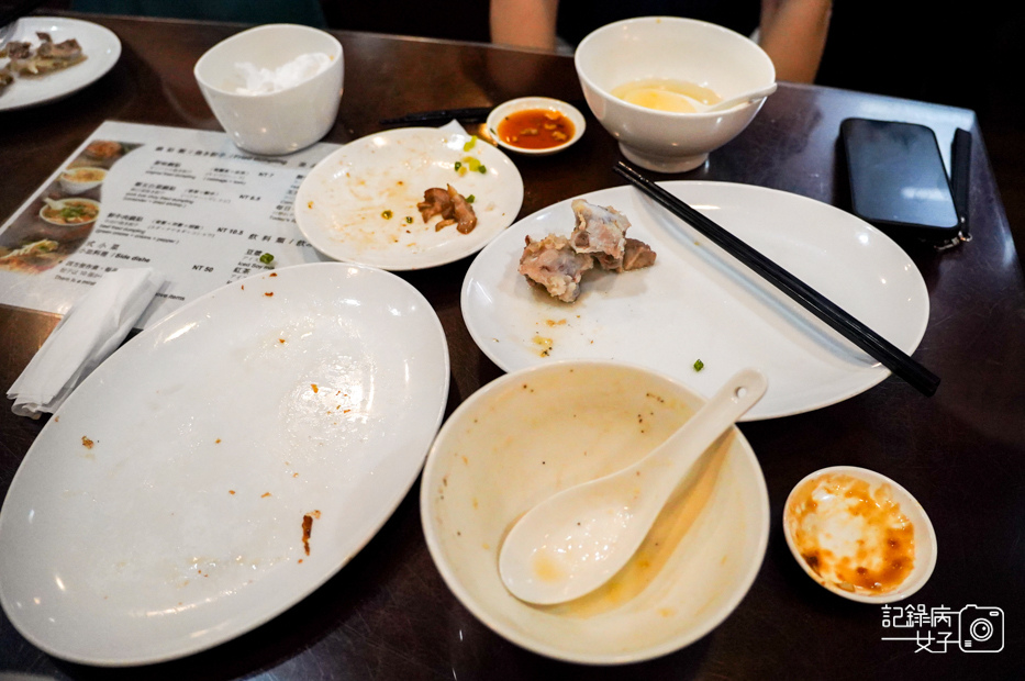 36台北士林及品鍋貼水餃專賣店極品鍋貼牛肉鍋貼高麗菜水餃.jpg