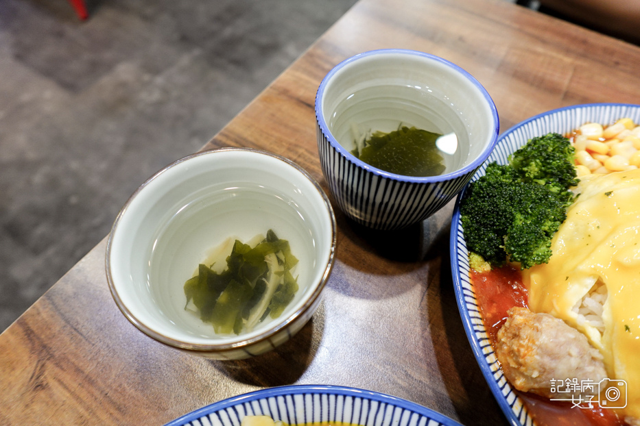 8大安梧貳WUERFOODS歐姆蛋包飯美式肉丸南瓜咖哩飯免費續飯.jpg
