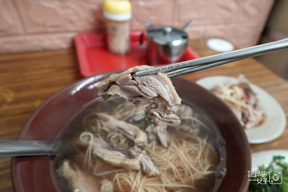 21台北信義市政府鴨肉謝當歸鴨麵線油麵乾麵脆腸下水湯.jpg
