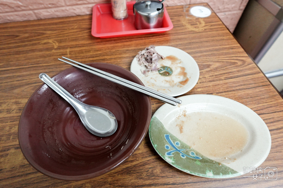 29台北信義市政府鴨肉謝當歸鴨麵線油麵乾麵脆腸下水湯.jpg