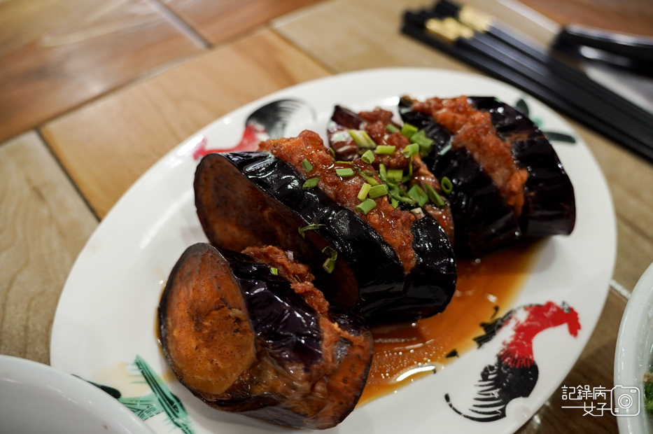 24馬來西亞沙巴Kedai Kopi Jia Siang家香生肉面干撈面炒粿條炸茄子.jpg