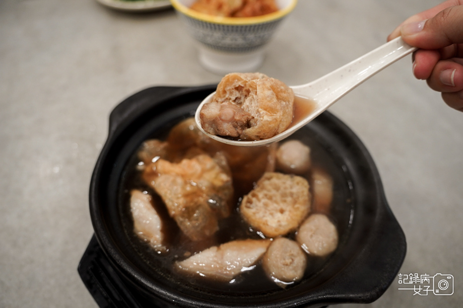 15馬來西亞沙巴Yuan Kee Bak Kut Teh源記肉骨茶藥膳砂鍋肉骨茶.jpg