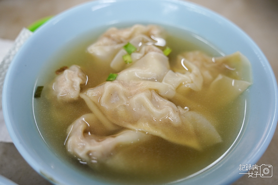 39怡豐茶室Yee Fung干撈面雲吞 Chicken Wanton Dry Mee.jpg