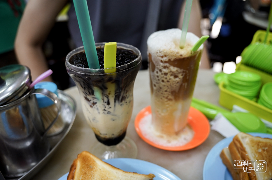 48Yee Fung怡豐茶室涼粉加奶涼粉加奶三色奶茶.jpg