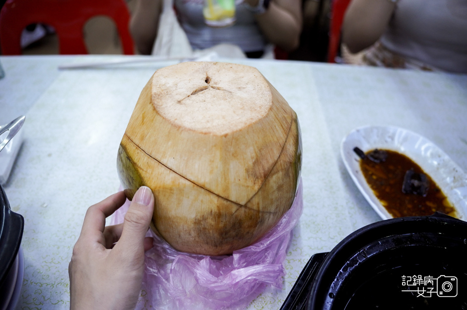 34新記肉骨茶椰子布丁COCONUT PUDDING.jpg