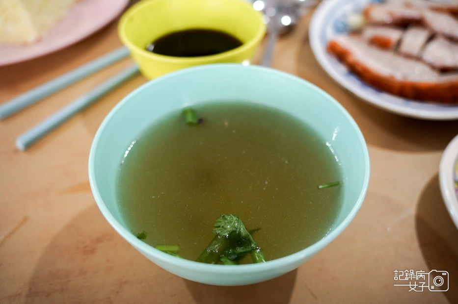 23馬來西亞沙巴味雅海南雞飯叉燒雞飯脆皮燒肉涼粉奶.jpg