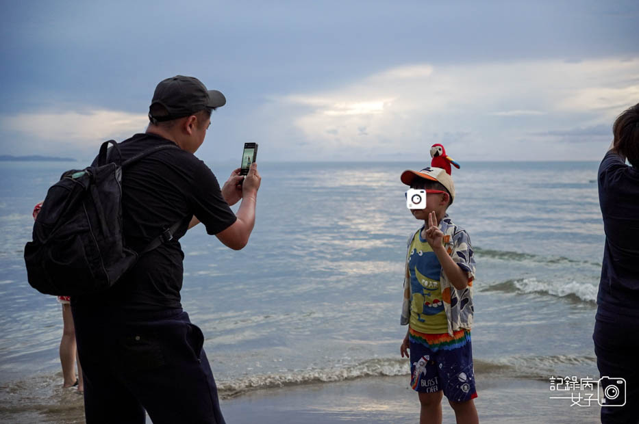 7馬來西亞沙巴Kota Kinabalu Pantai Tanjung Aru 丹絨亞路海灘火紅夕陽熱門景點.jpg