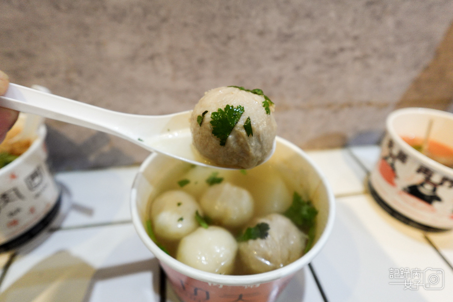 22功夫肉圓白滷大腸清麵線綜合丸湯笑傲蘿蔔湯.jpg