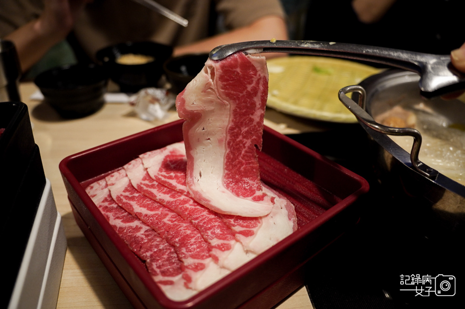 29藍象廷泰式火鍋吃到飽打拋肉飯咖哩香米飯泰式奶茶摩摩渣渣綠咖哩鍋.jpg