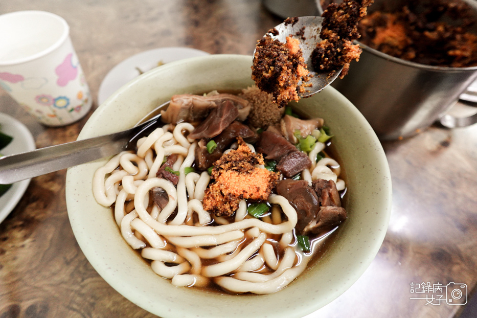26萬華洛陽富宏牛肉麵24小時營業牛肉麵牛油飲品無限暢飲.jpg