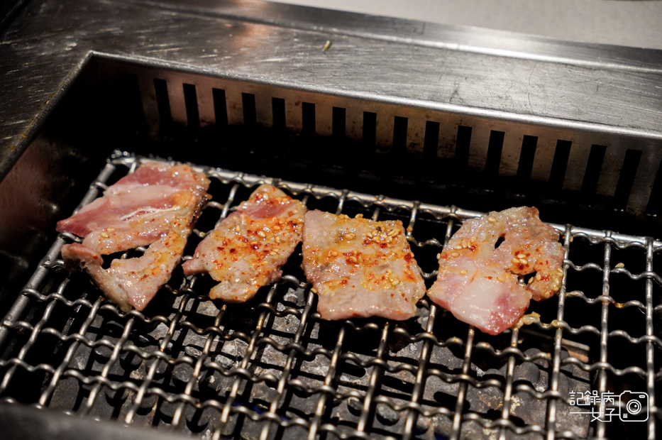 43高雄美食單人燒肉Smile自助吧無限吃到飽放題板腱牛烏骨雞.jpg