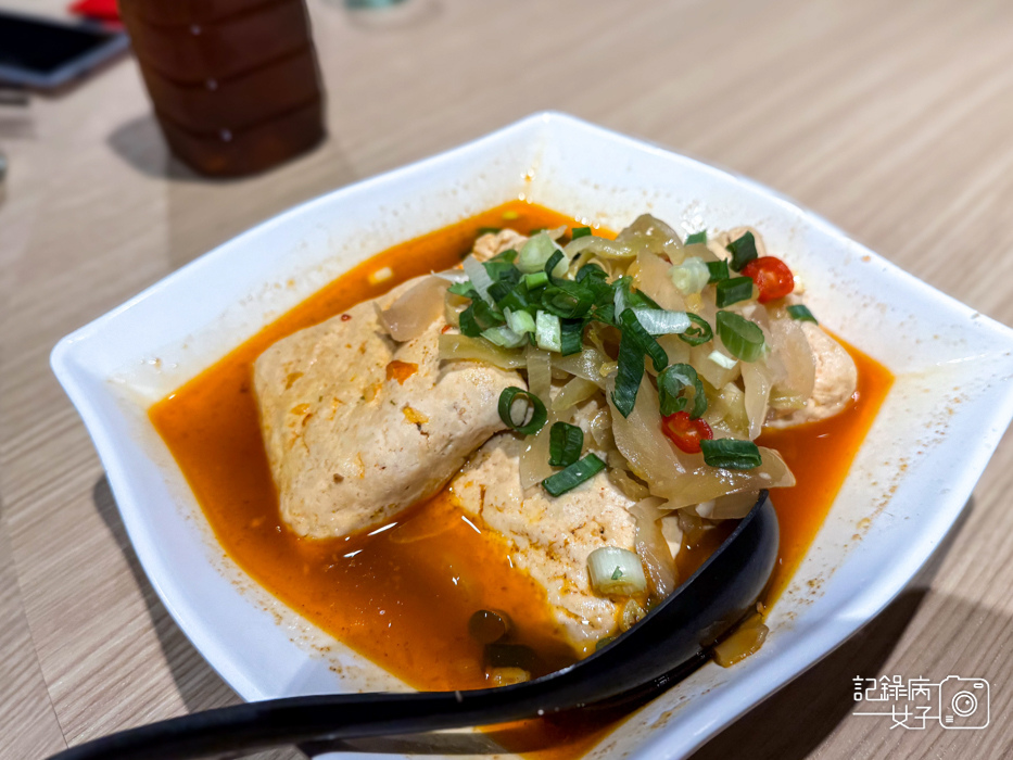 41必比登推薦吉林路阿城鵝肉吉林二店香辣臭豆腐虱目魚皮湯蛤蜊湯.jpg