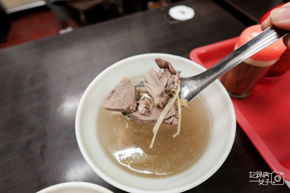 9信義區宵夜鴨肉謝鴨肉冬粉鴨肉湯米血.jpg