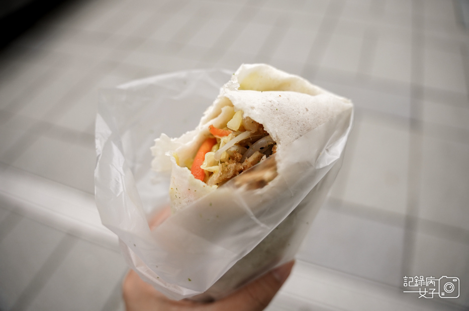 16台北中山區雙連菜市場美食雙連胖媽媽古早味潤餅炸物.jpg
