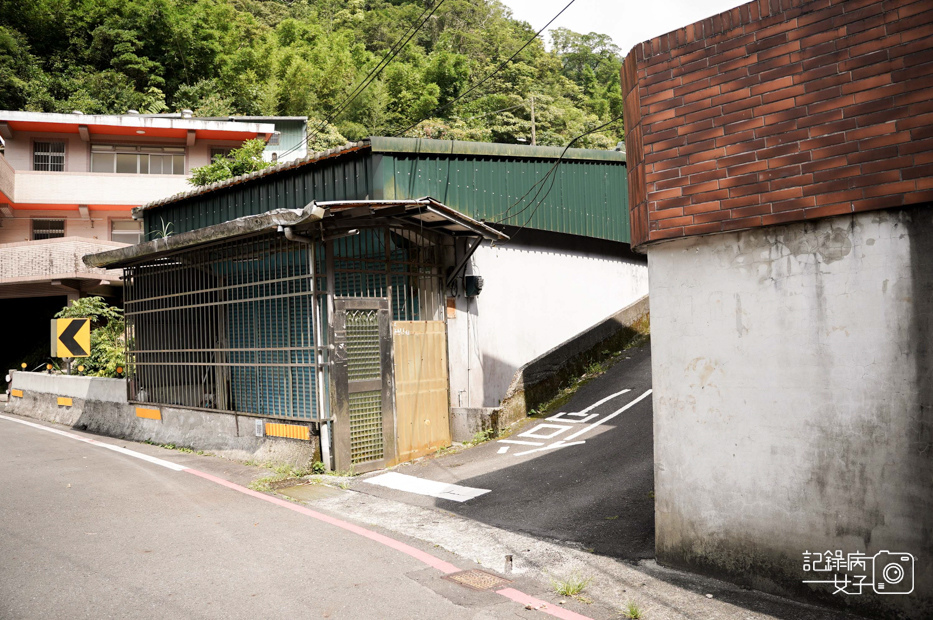 8健行筆記新北平溪菁桐石筍尖魔神仔洞薯榔尖登山步道菁桐古道.jpg