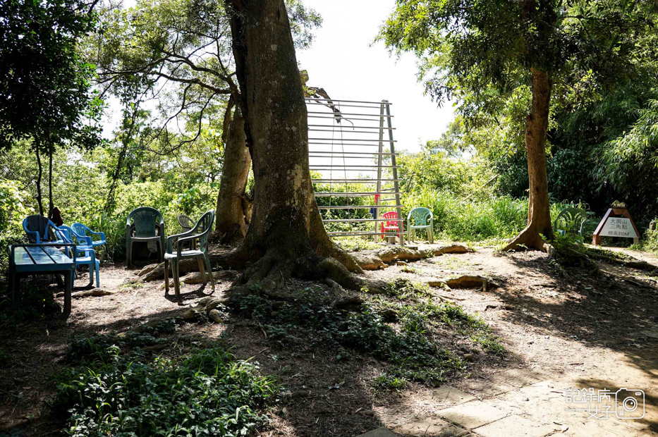 26高雄阿蓮岡山小百岳大崗山風景區龍盤峽谷一線天超峰寺.jpg