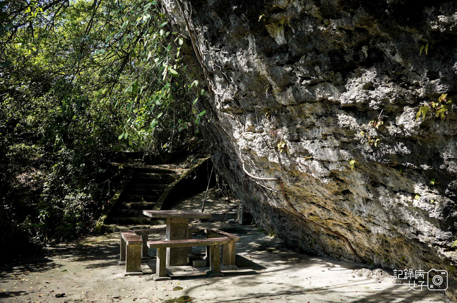 45高雄阿蓮岡山小百岳大崗山風景區龍盤峽谷一線天超峰寺.jpg