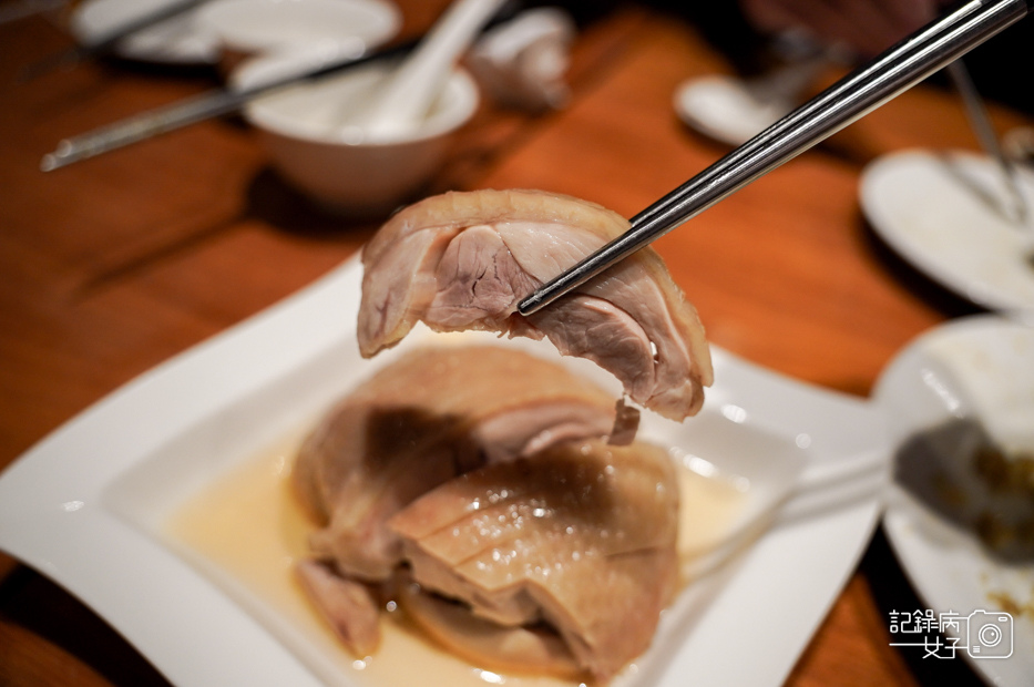 23鼎泰豐招牌排骨炒飯炸醬麵蝦肉煎餃紹興醉雞.jpg