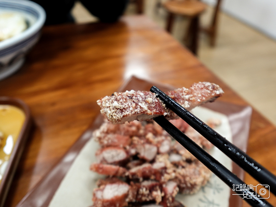 15三重美食食光棧椒芝麵口水雞紅燒肉.jpg