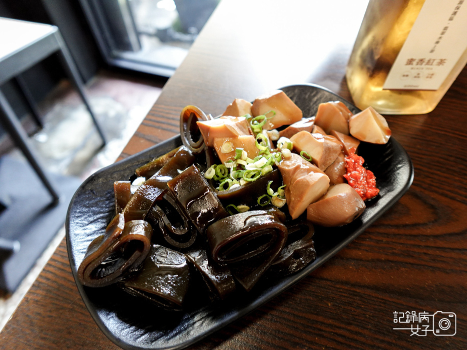 29三重美食張口吃豬油拌飯溫泉蛋麻辣乾拌麵丼飯.jpg
