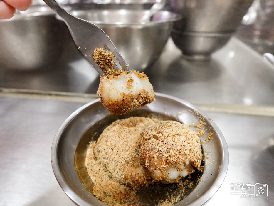 19萬華華西街美食老店北港甜湯燒麻糬芋頭米糕粥豆花.jpg