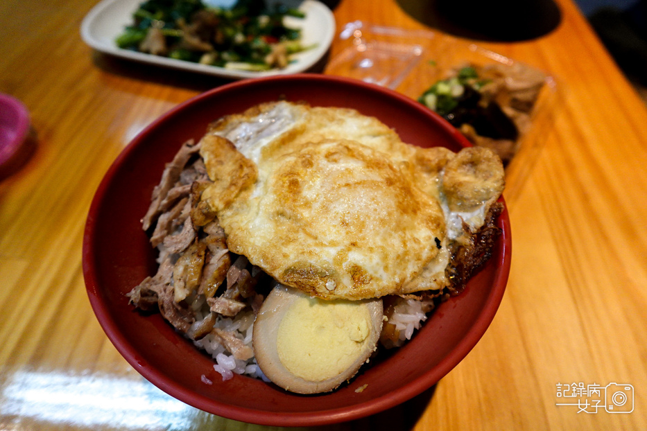 14新北三重美食新竹吳家鴨香飯鴨肉飯鴨肉炒飯冬粉韭菜鴨腸鴨肉丸湯.jpg