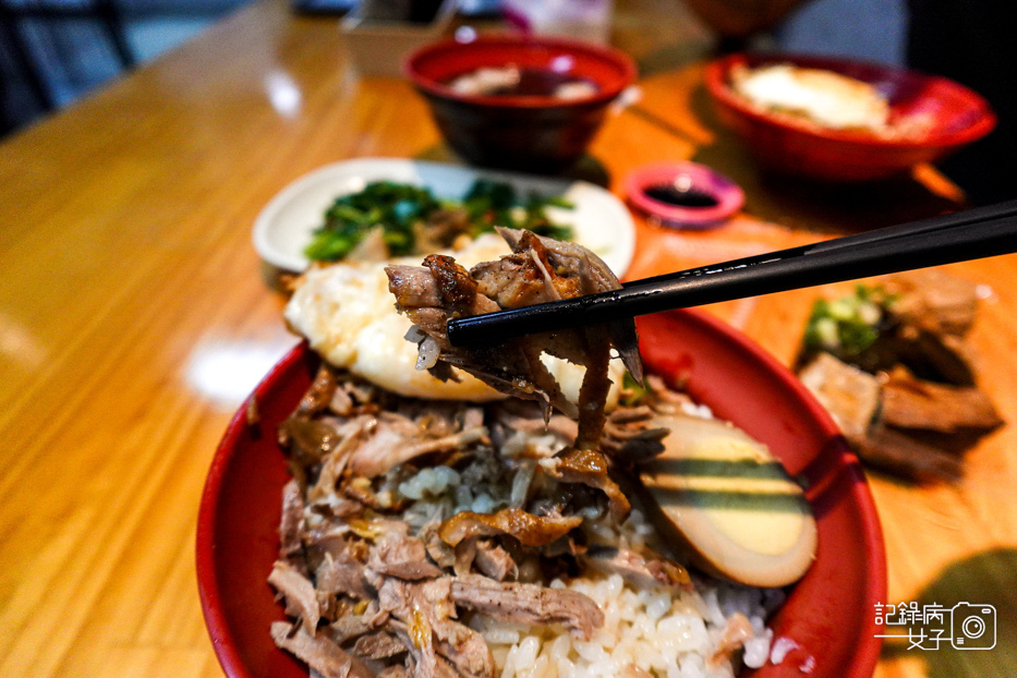 17新北三重美食新竹吳家鴨香飯鴨肉飯鴨肉炒飯冬粉韭菜鴨腸鴨肉丸湯.jpg