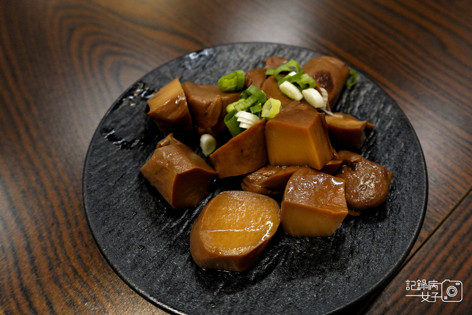 12三重美食張口吃塔香辣炒豬飯日式牛肉丼飯嘴邊肉.jpg