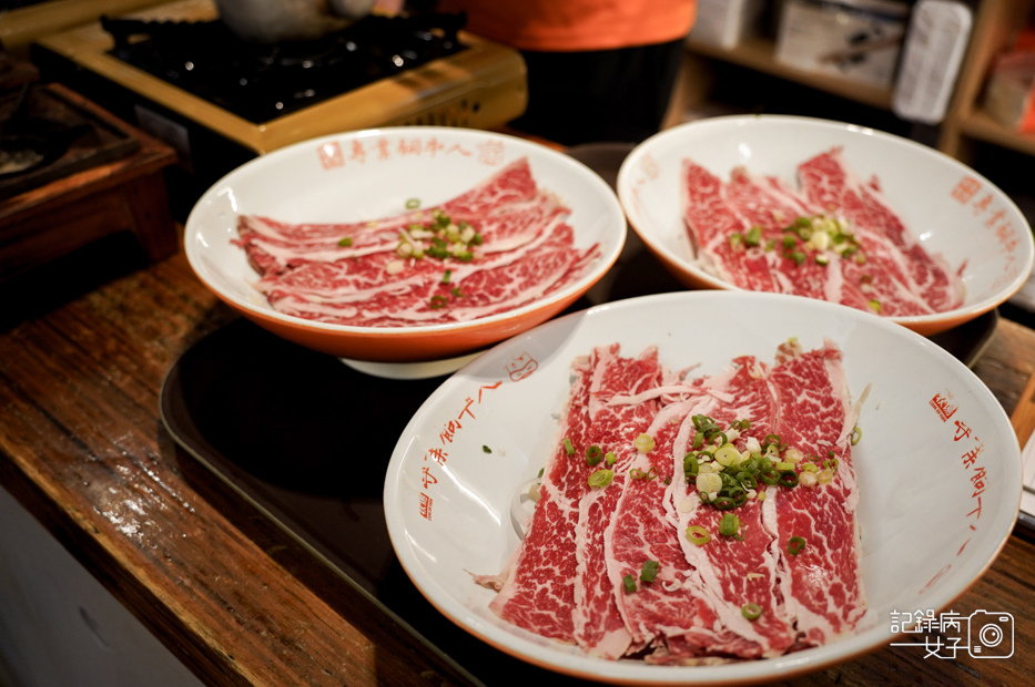 14金門美食良金牧場工廠金門酒糟牛肉麵現沖溫體牛肉湯.jpg