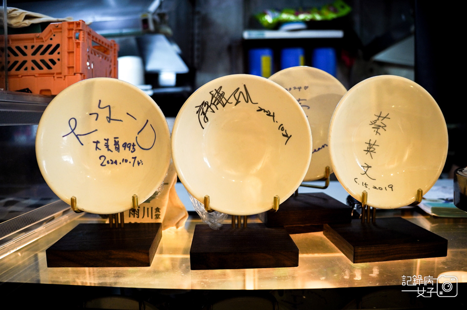 4金門美食文青小店雨川食堂高粱肉燥飯家常五花飯一條根雞湯.jpg