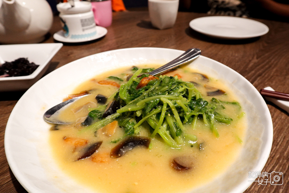 14海味紫菜燜飯金銀上湯時蔬瑤柱雞蓉時蔬.jpg