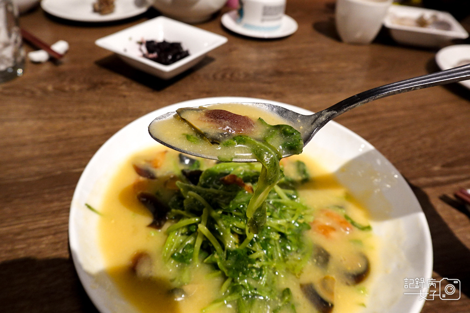 16海味紫菜燜飯金銀上湯時蔬瑤柱雞蓉時蔬.jpg