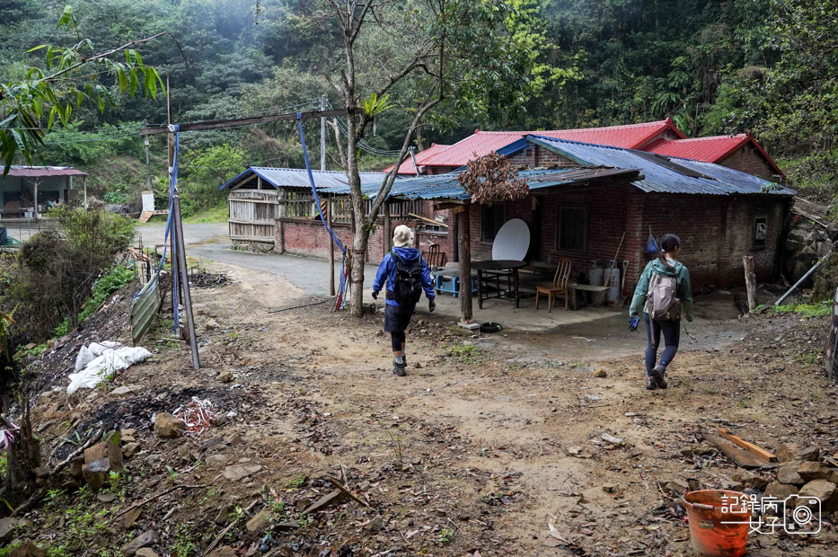 29桃園新竹小百岳石牛山步道拉繩攀岩五寮尖.jpg
