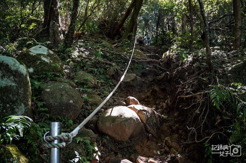 38健行筆記台北大縱走大屯山連峰步道陽明山小百岳大屯山主峰西峰南峰百大必訪步道.jpg