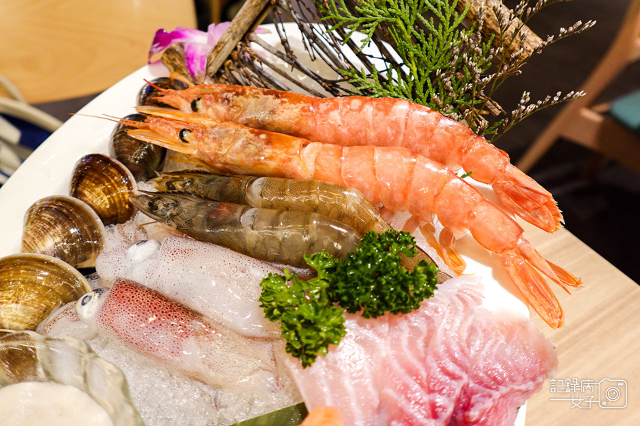 40汆食作伙鍋麻辣鍋霜降牛自助吧海燕窩甜點飲品吃到飽.jpg