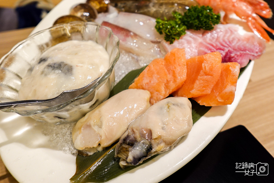 41汆食作伙鍋麻辣鍋霜降牛自助吧海燕窩甜點飲品吃到飽.jpg