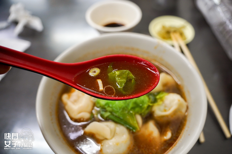 12新北三峽老街美食蘇記水餃高麗菜韭菜水餃牛肉湯餃.jpg