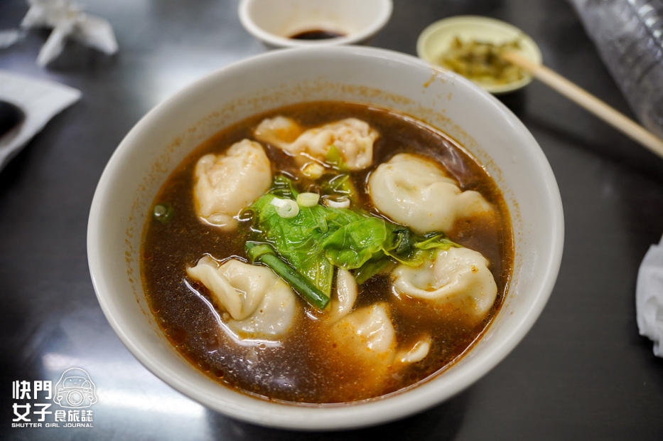 11新北三峽老街美食蘇記水餃高麗菜韭菜水餃牛肉湯餃.jpg