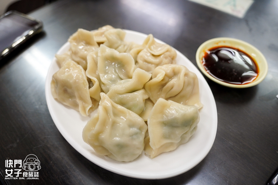 18新北三峽老街美食蘇記水餃高麗菜韭菜水餃牛肉湯餃.jpg