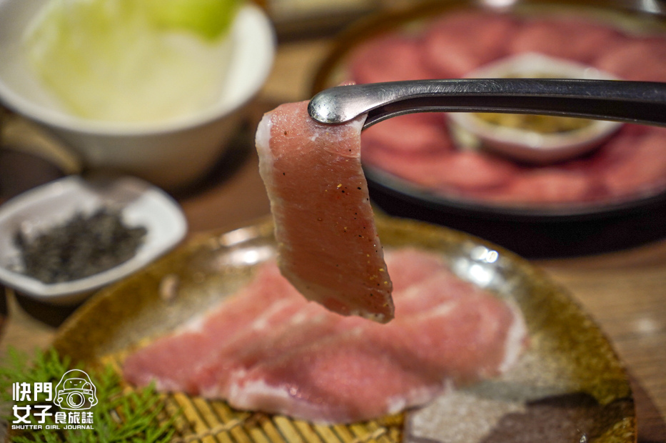 40台中澄居烤物燒肉雞肉牛舌松阪豬.jpg 40台中澄居烤物燒肉雞肉牛舌松阪豬.jpg