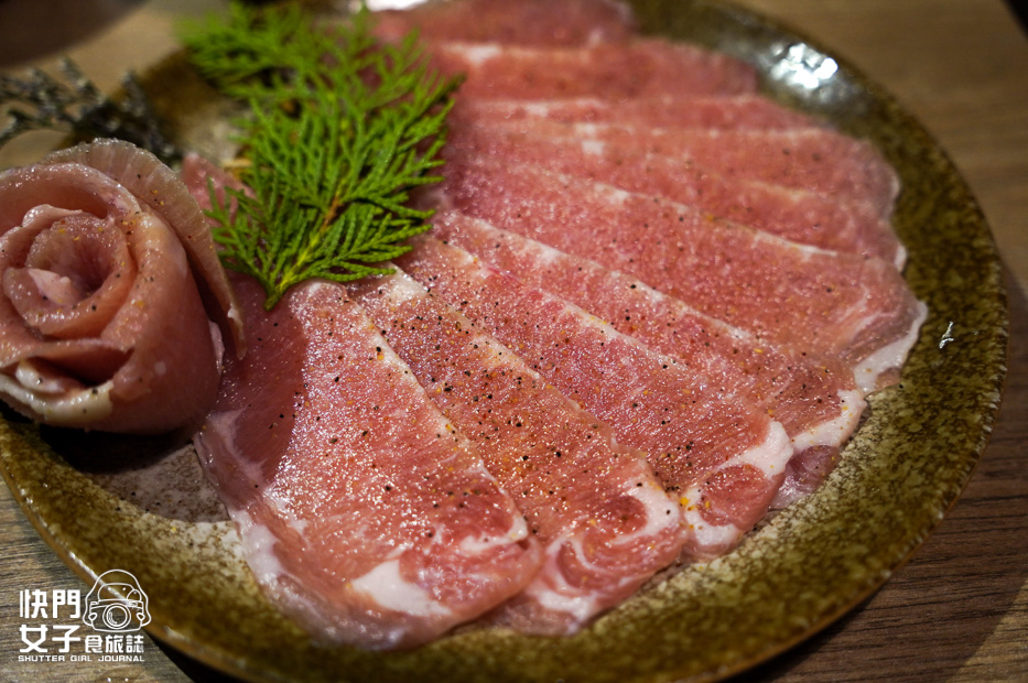 38台中澄居烤物燒肉雞肉牛舌松阪豬.jpg 38台中澄居烤物燒肉雞肉牛舌松阪豬.jpg