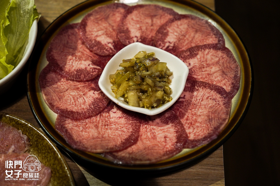 43台中澄居烤物燒肉薄切蔥鹽牛舌橫隔膜.jpg 43台中澄居烤物燒肉薄切蔥鹽牛舌橫隔膜.jpg