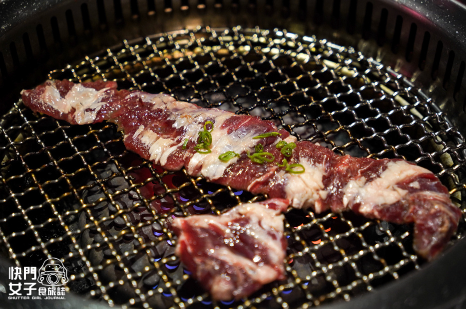 50台中澄居烤物燒肉薄切蔥鹽牛舌橫隔膜.jpg 50台中澄居烤物燒肉薄切蔥鹽牛舌橫隔膜.jpg