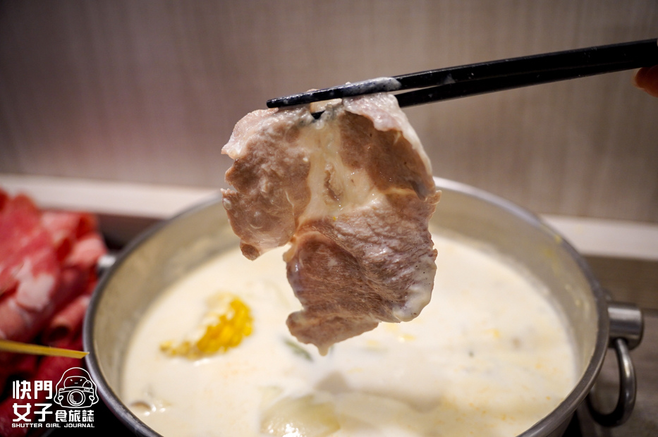 29樂釜牛奶鍋叻沙鍋海陸雙人套餐冰淇淋吃到飽.jpg 29樂釜牛奶鍋叻沙鍋海陸雙人套餐冰淇淋吃到飽.jpg