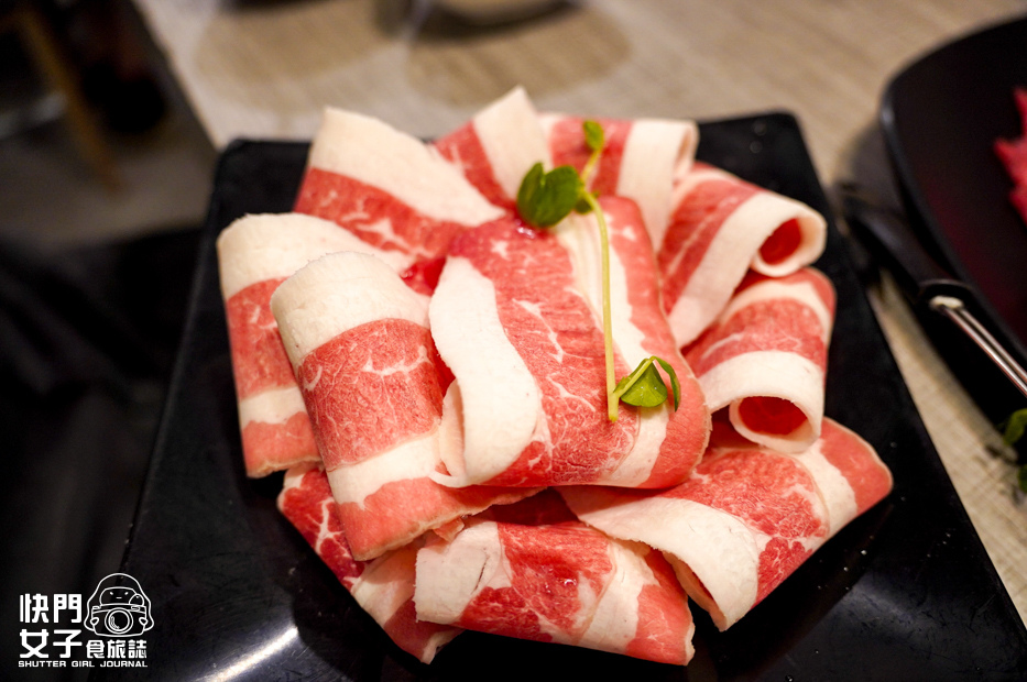 32樂釜牛奶鍋叻沙鍋海陸雙人套餐冰淇淋吃到飽.jpg 32樂釜牛奶鍋叻沙鍋海陸雙人套餐冰淇淋吃到飽.jpg