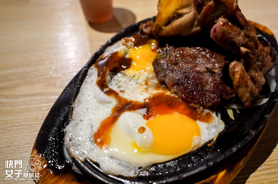 19士林夜市美食五豬牛排鐵板麵雙拼牛雞酥皮濃湯冰淇淋任選.jpg 19士林夜市美食五豬牛排鐵板麵雙拼牛雞酥皮濃湯冰淇淋任選.jpg