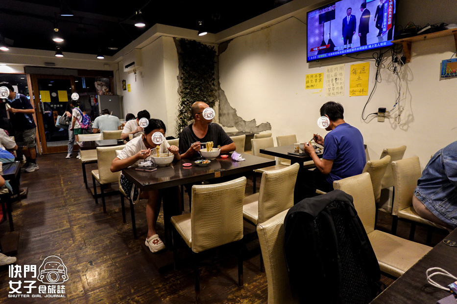 4台北信義區虎林街美食牛味餐館乾半牛肉麵半筋半肉麵小菜自助夾.jpg 4台北信義區虎林街美食牛味餐館乾半牛肉麵半筋半肉麵小菜自助夾.jpg