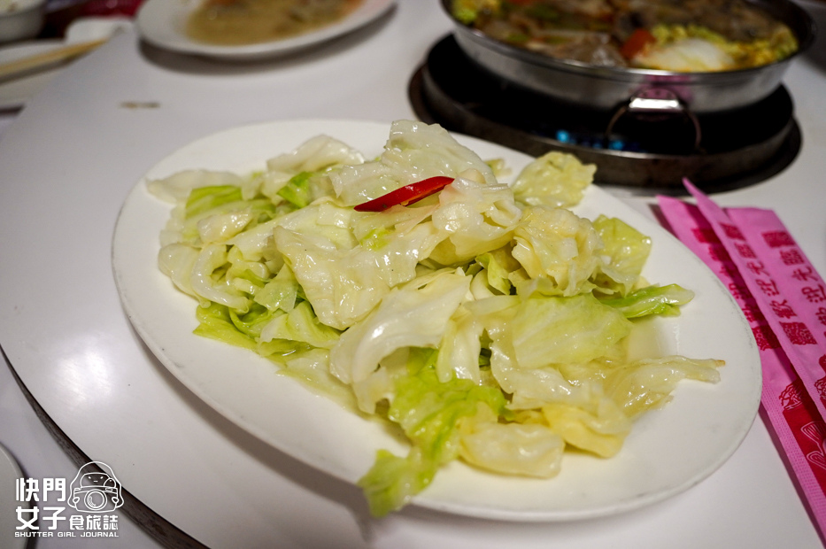 28南投水里羊肉王招牌當歸羊肉爐紅燒羊腩麵線豬肚.jpg 28南投水里羊肉王招牌當歸羊肉爐紅燒羊腩麵線豬肚.jpg