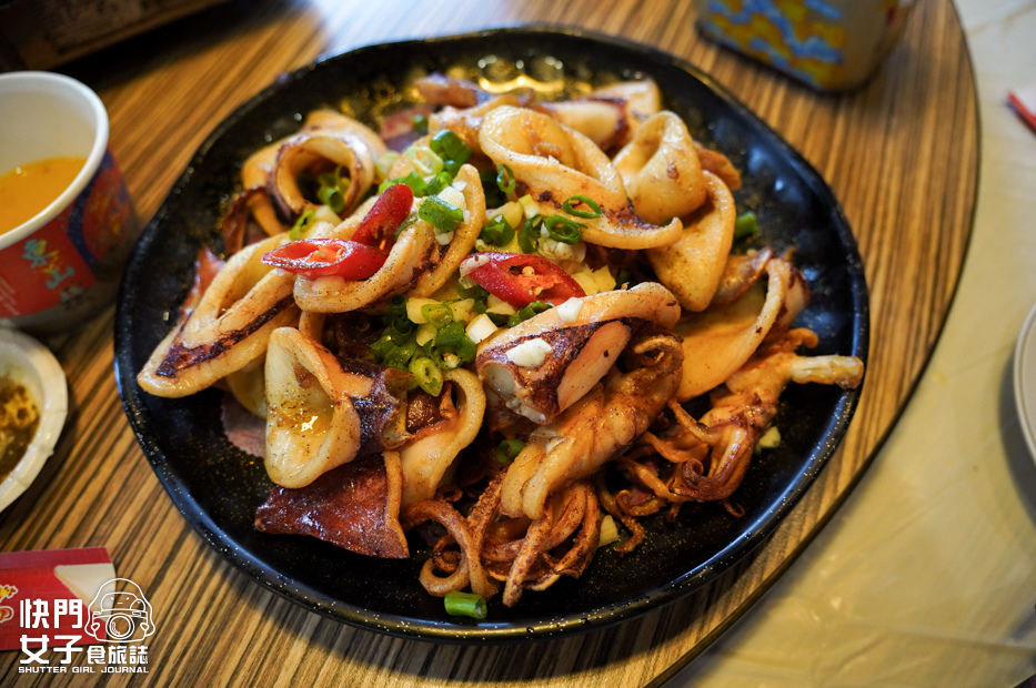 28台中美食東山棧米其林必比登甕缸雞中卷竹筍鹹豬肉.jpg 28台中美食東山棧米其林必比登甕缸雞中卷竹筍鹹豬肉.jpg